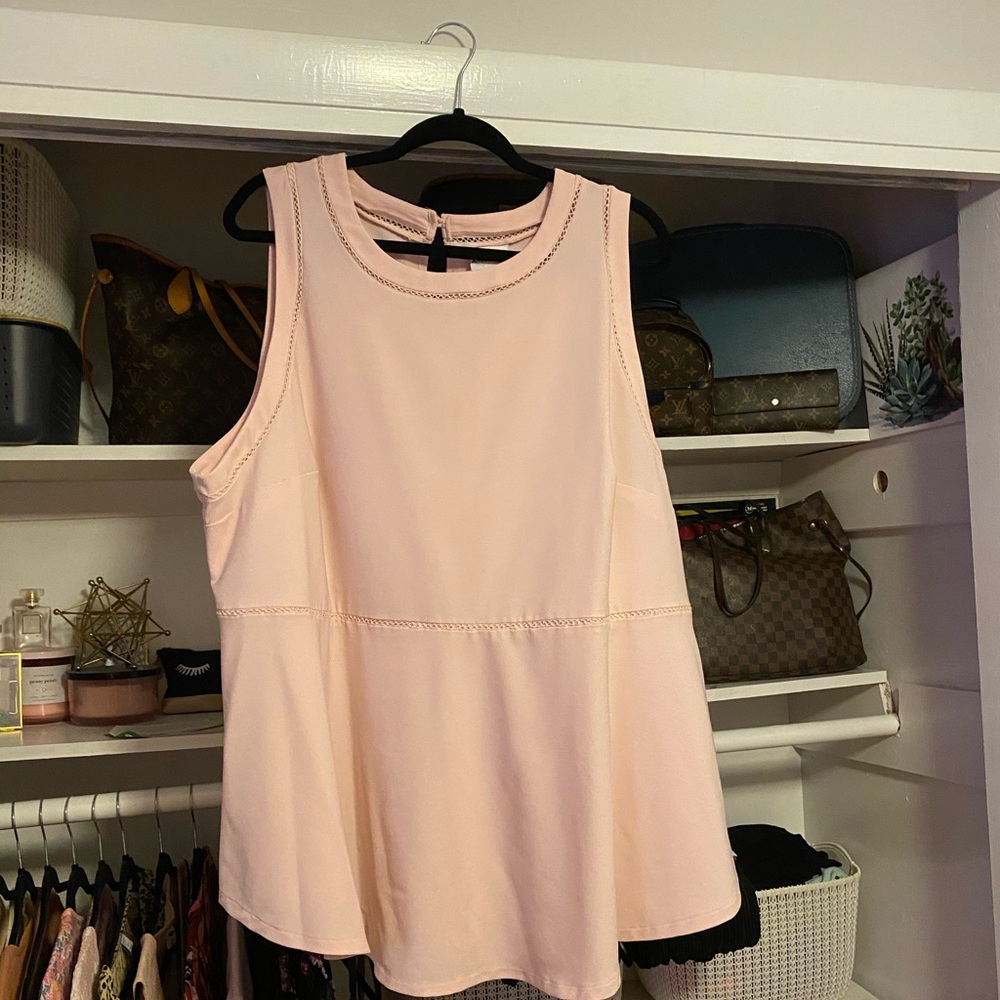 AVA & VIV PLUS BLUSH SLEEVELESS PEPLUM BLOUSE